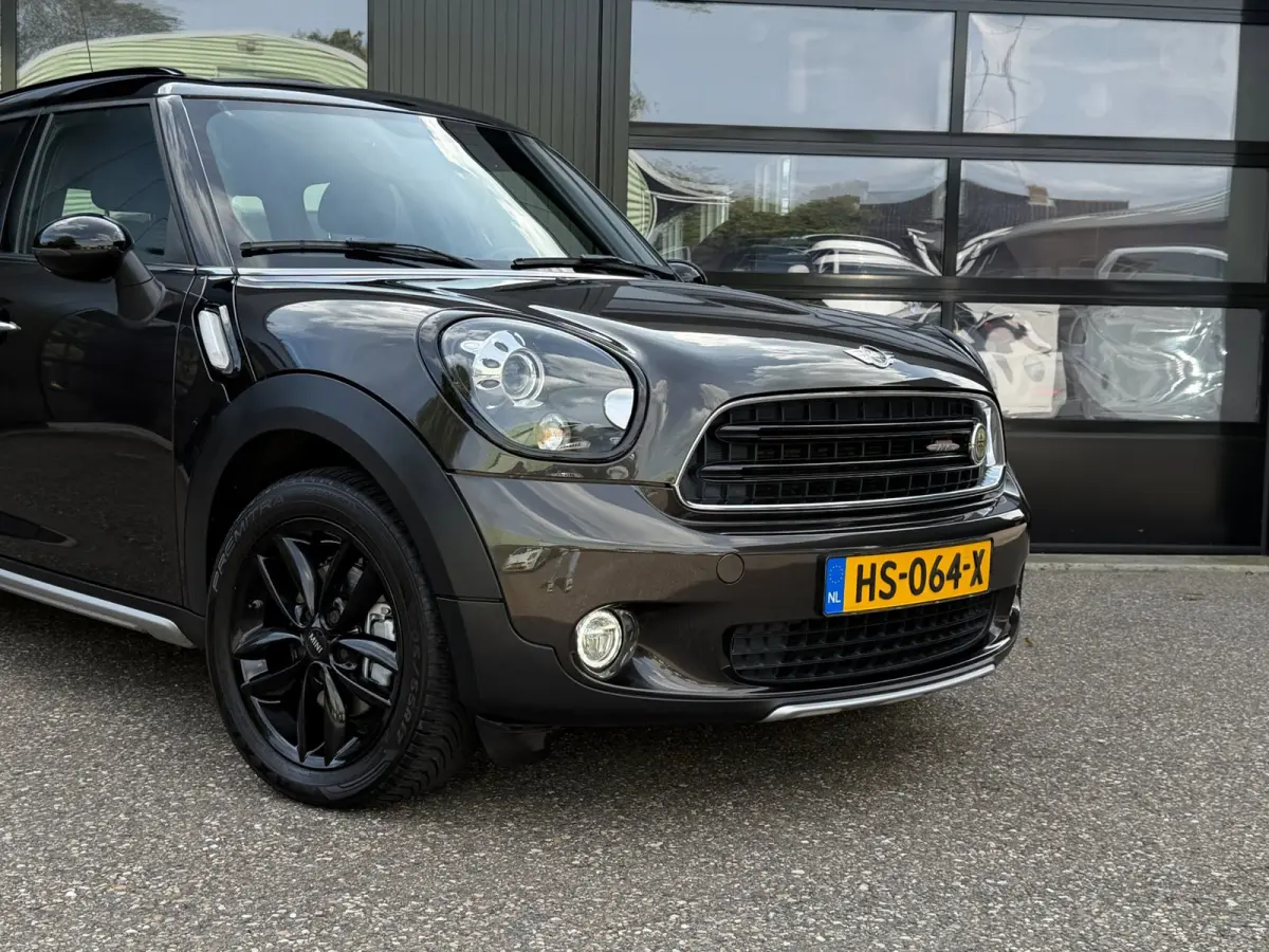 1.6 Cooper Pepper Xenon Navi Clima Aut.