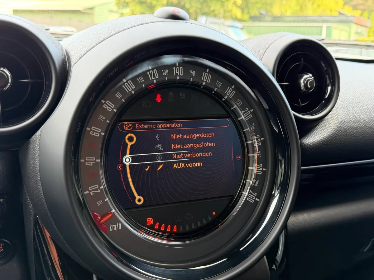1.6 Cooper Pepper Xenon Navi Clima Aut.