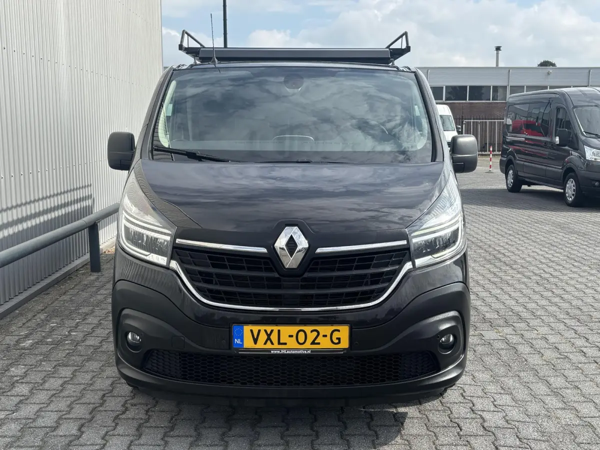 2.0 dCi L2H1*FULL LED*NAV*CAM*A/C*CRUISE*3PER*HAAK