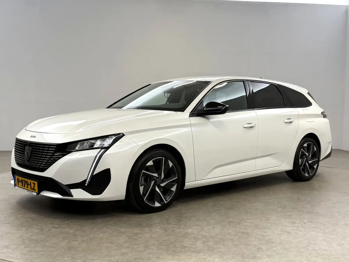 1.6 HYbrid Allure Pack Business | Camera | Virtual | Sfeer | Carplay | LED | Navi | Keyless