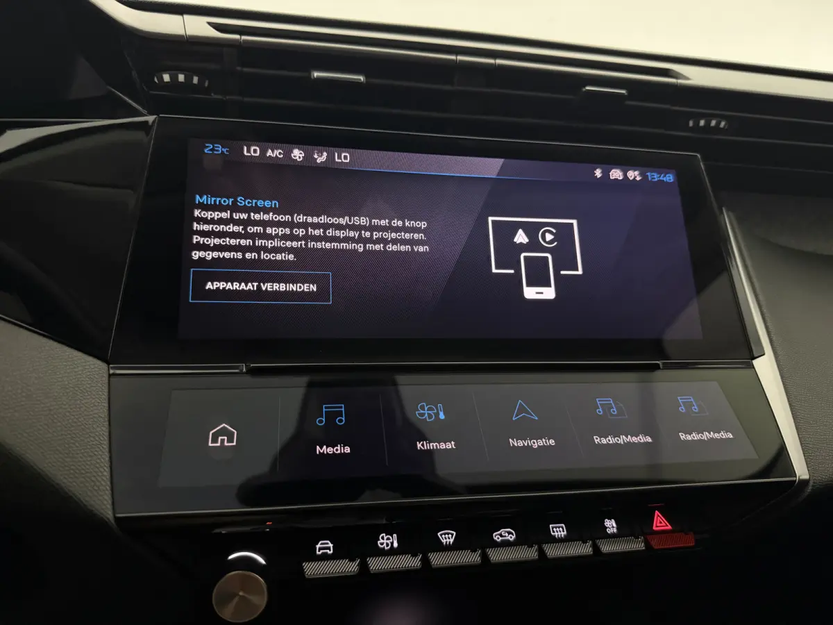 1.6 HYbrid Allure Pack Business | Camera | Virtual | Sfeer | Carplay | LED | Navi | Keyless