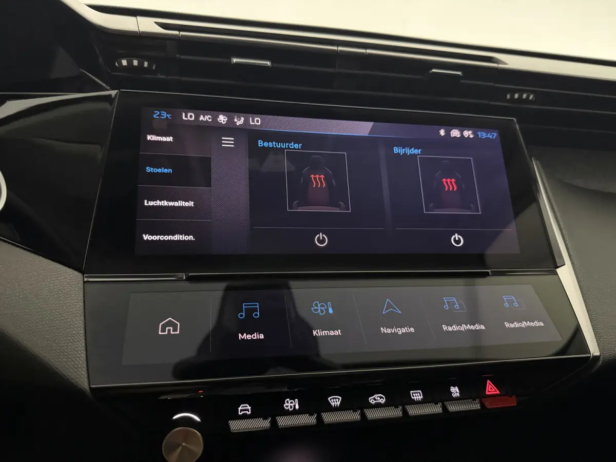 1.6 HYbrid Allure Pack Business | Camera | Virtual | Sfeer | Carplay | LED | Navi | Keyless