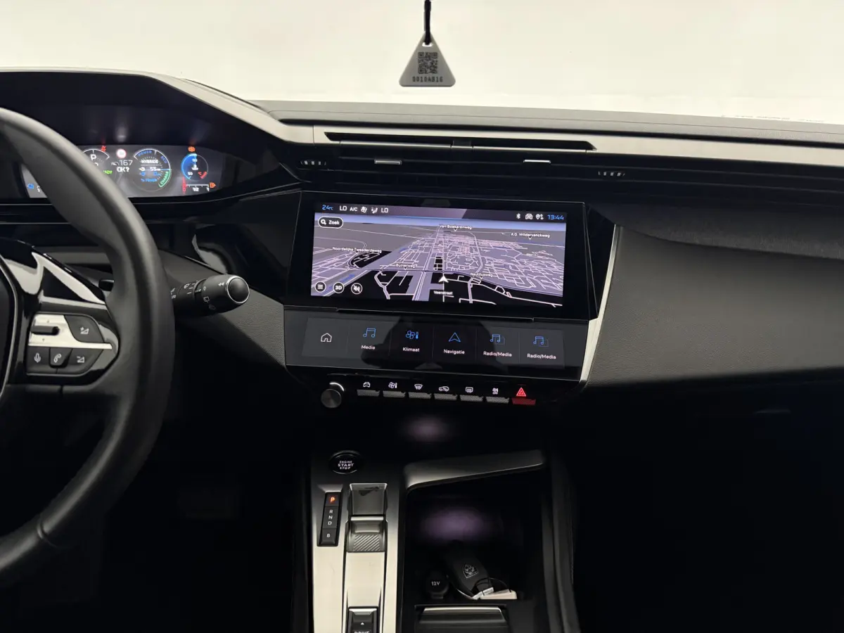 1.6 HYbrid Allure Pack Business | Camera | Virtual | Sfeer | Carplay | LED | Navi | Keyless