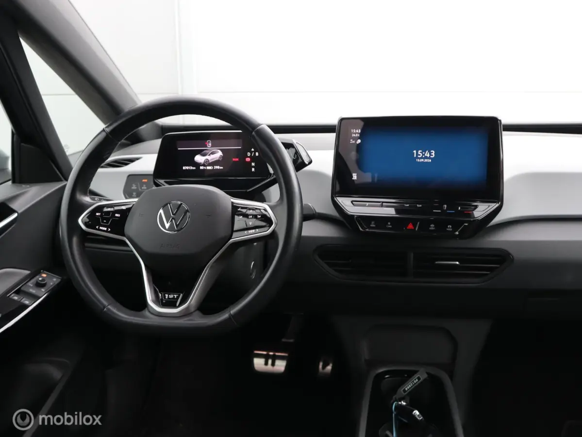 First Plus 58 kWh Camera Stoelverwarming Lane ACC CarPlay