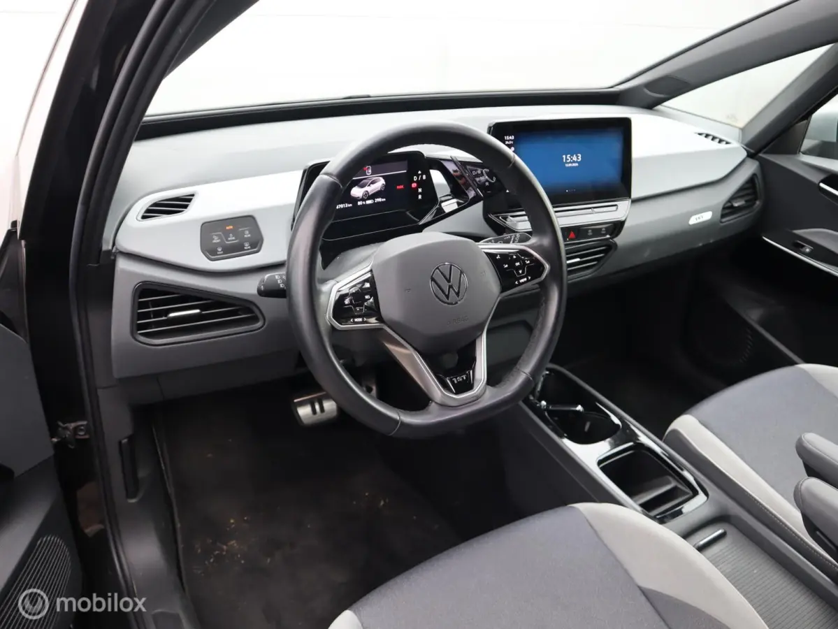 First Plus 58 kWh Camera Stoelverwarming Lane ACC CarPlay