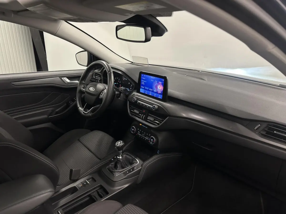1.0 EcoBoost Titanium Business HEAD UP CARPLAY CAMERA CRUISE LM ECC NAVI.