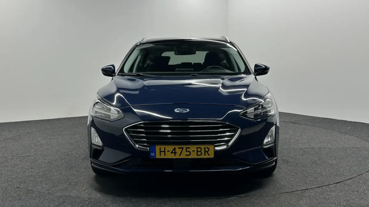 1.0 EcoBoost Titanium Business HEAD UP CARPLAY CAMERA CRUISE LM ECC NAVI.