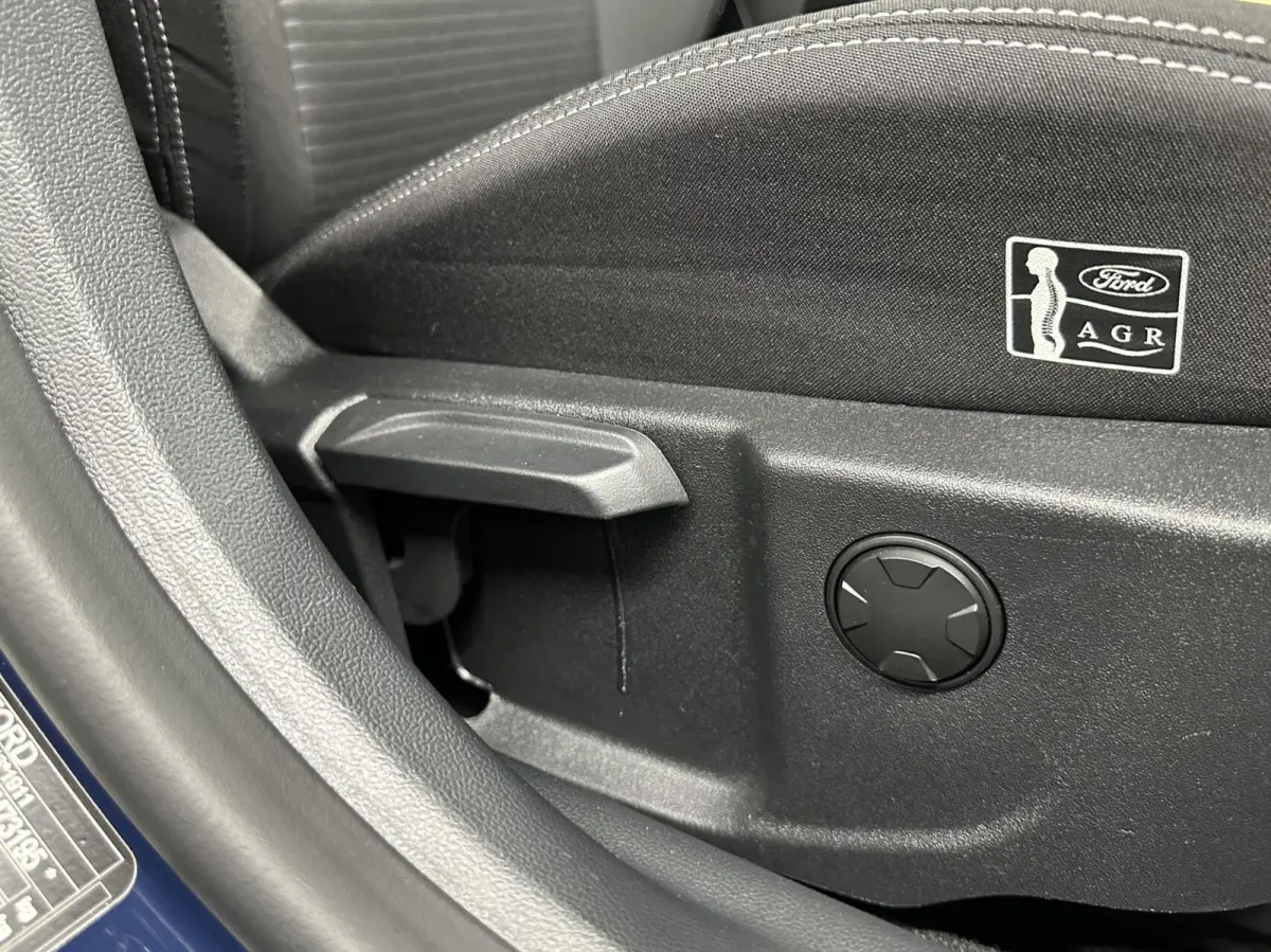 1.0 EcoBoost Titanium Business HEAD UP CARPLAY CAMERA CRUISE LM ECC NAVI.