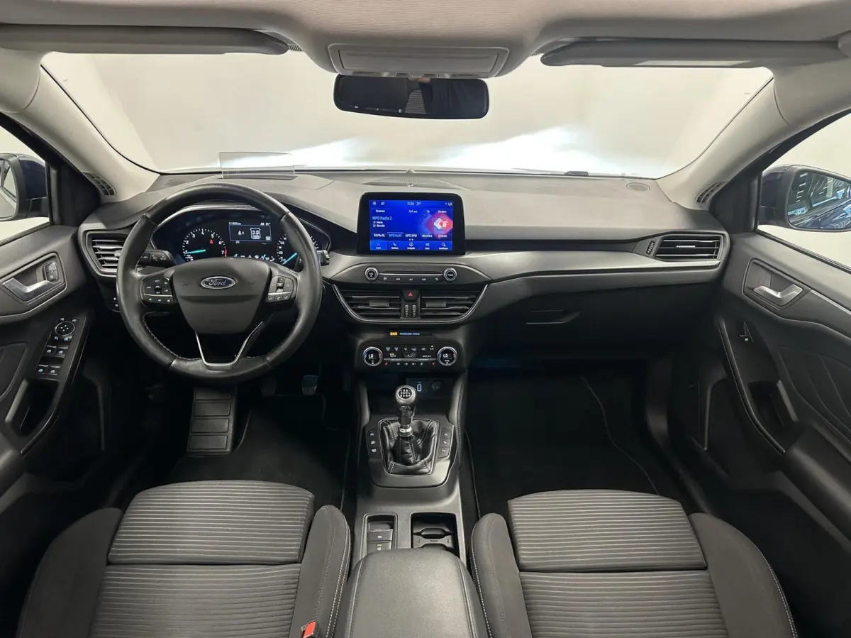 1.0 EcoBoost Titanium Business HEAD UP CARPLAY CAMERA CRUISE LM ECC NAVI.