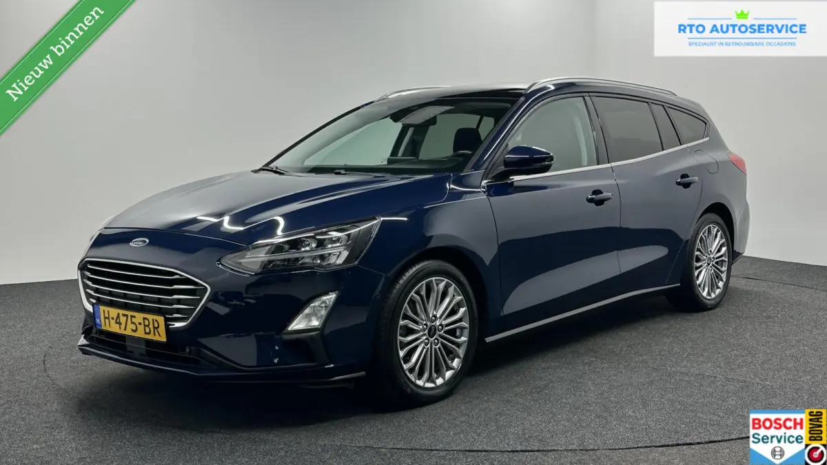1.0 EcoBoost Titanium Business HEAD UP CARPLAY CAMERA CRUISE LM ECC NAVI.