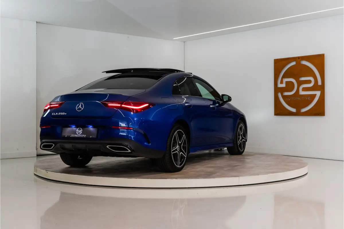 250 e Premium+ AMG 218PK | Pano | Sfeer | Trekhaak | Burmester | Keyless | VOL! Fabrieksgarantie