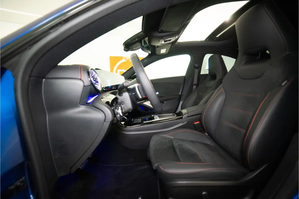 250 e Premium+ AMG 218PK | Pano | Sfeer | Trekhaak | Burmester | Keyless | VOL! Fabrieksgarantie
