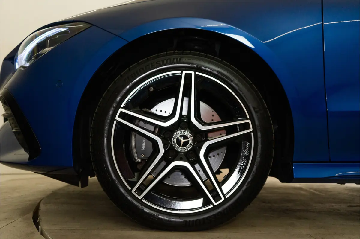 250 e Premium+ AMG 218PK | Pano | Sfeer | Trekhaak | Burmester | Keyless | VOL! Fabrieksgarantie