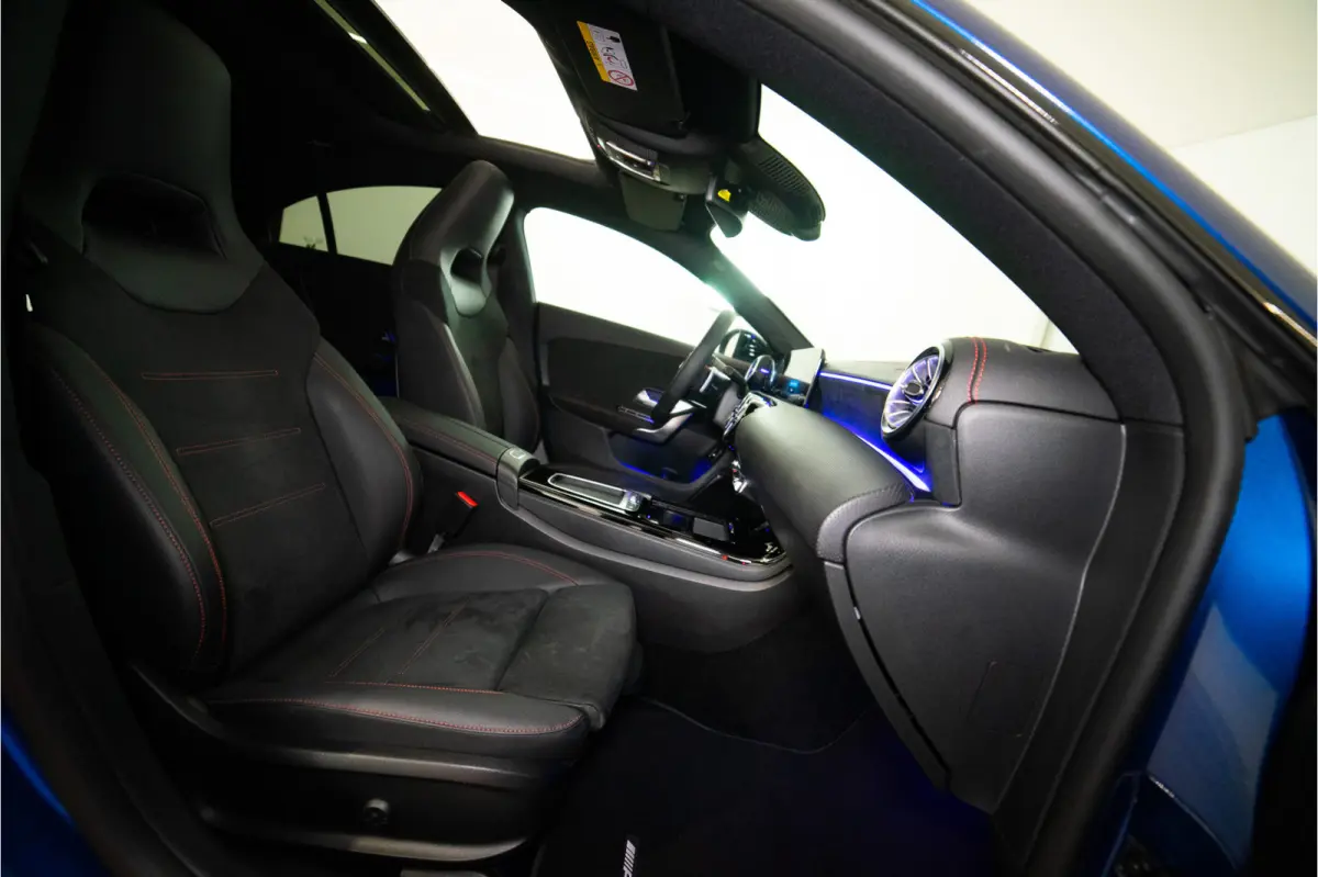 250 e Premium+ AMG 218PK | Pano | Sfeer | Trekhaak | Burmester | Keyless | VOL! Fabrieksgarantie