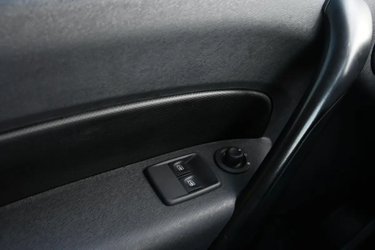1.5 Blue dCi 80 Comfort AIRCO | CRUISE | PDC