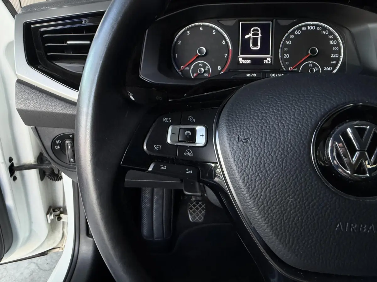 1.0 TSI Com R-Line |Clima|Carplay|ACC|PDC|