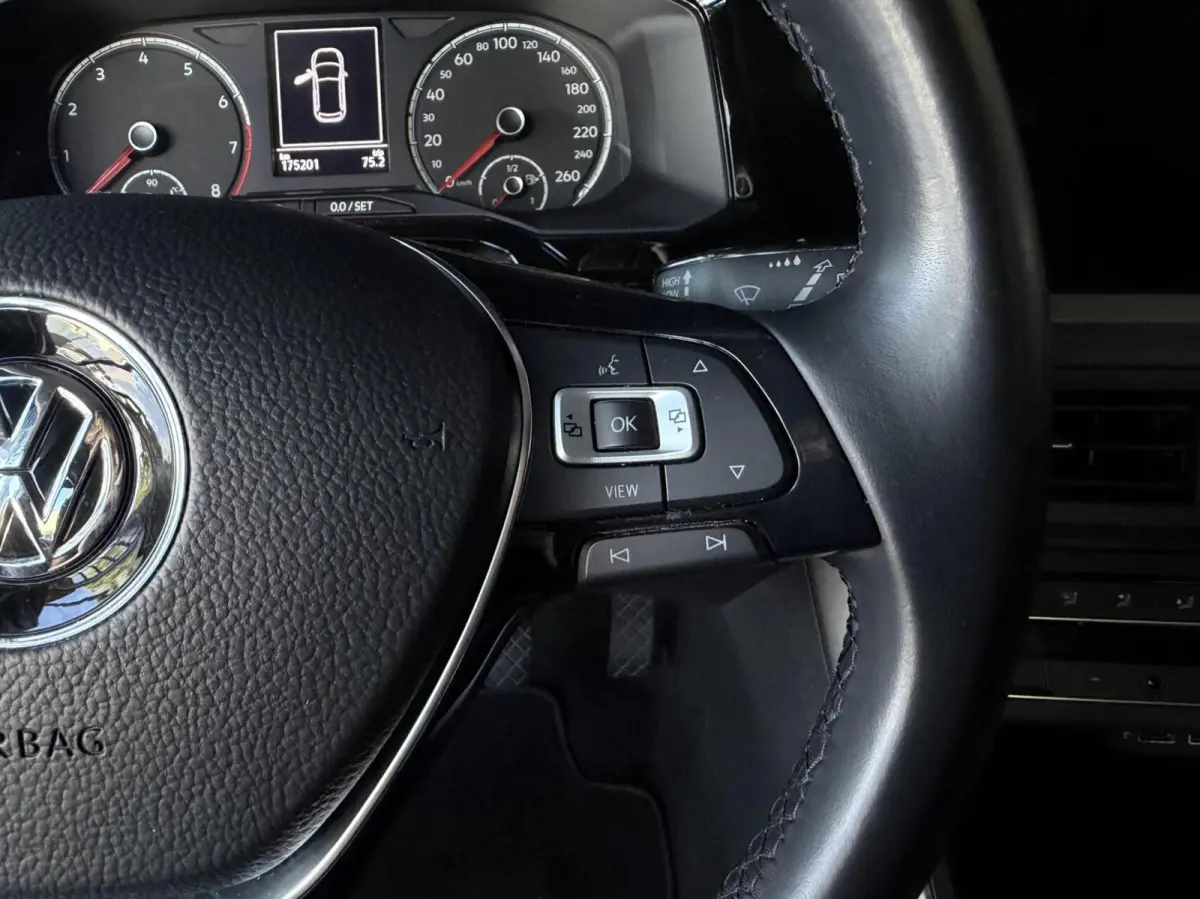 1.0 TSI Com R-Line |Clima|Carplay|ACC|PDC|