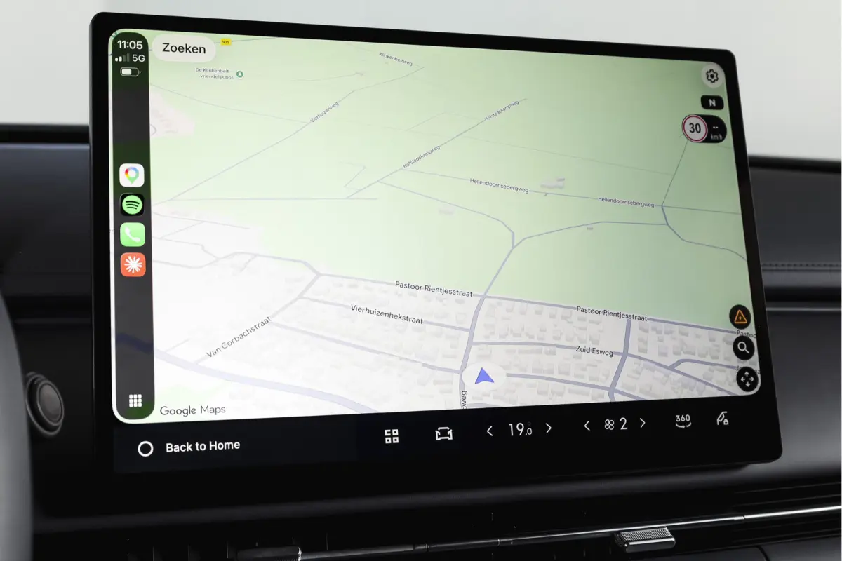 1.5 Pro PHEV | 83km Elektrisch | 360° Camera | Stoel-+Stuurverwarming | Adaptive Cruise | Leer | NAV+Carplay | 18" | 7540