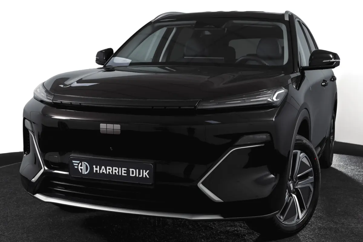 1.5 Pro PHEV | 83km Elektrisch | 360° Camera | Stoel-+Stuurverwarming | Adaptive Cruise | Leer | NAV+Carplay | 18" | 7540