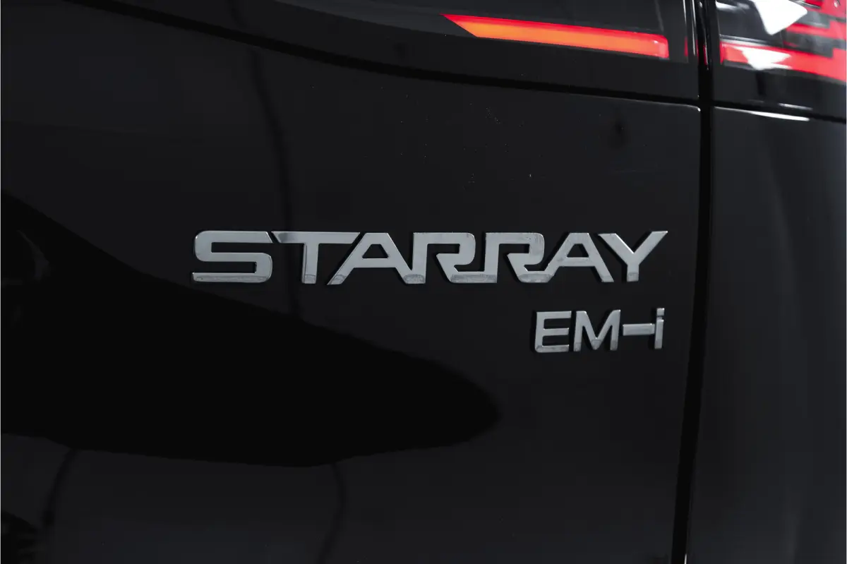 1.5 Pro PHEV | 83km Elektrisch | 360° Camera | Stoel-+Stuurverwarming | Adaptive Cruise | Leer | NAV+Carplay | 18" | 7540