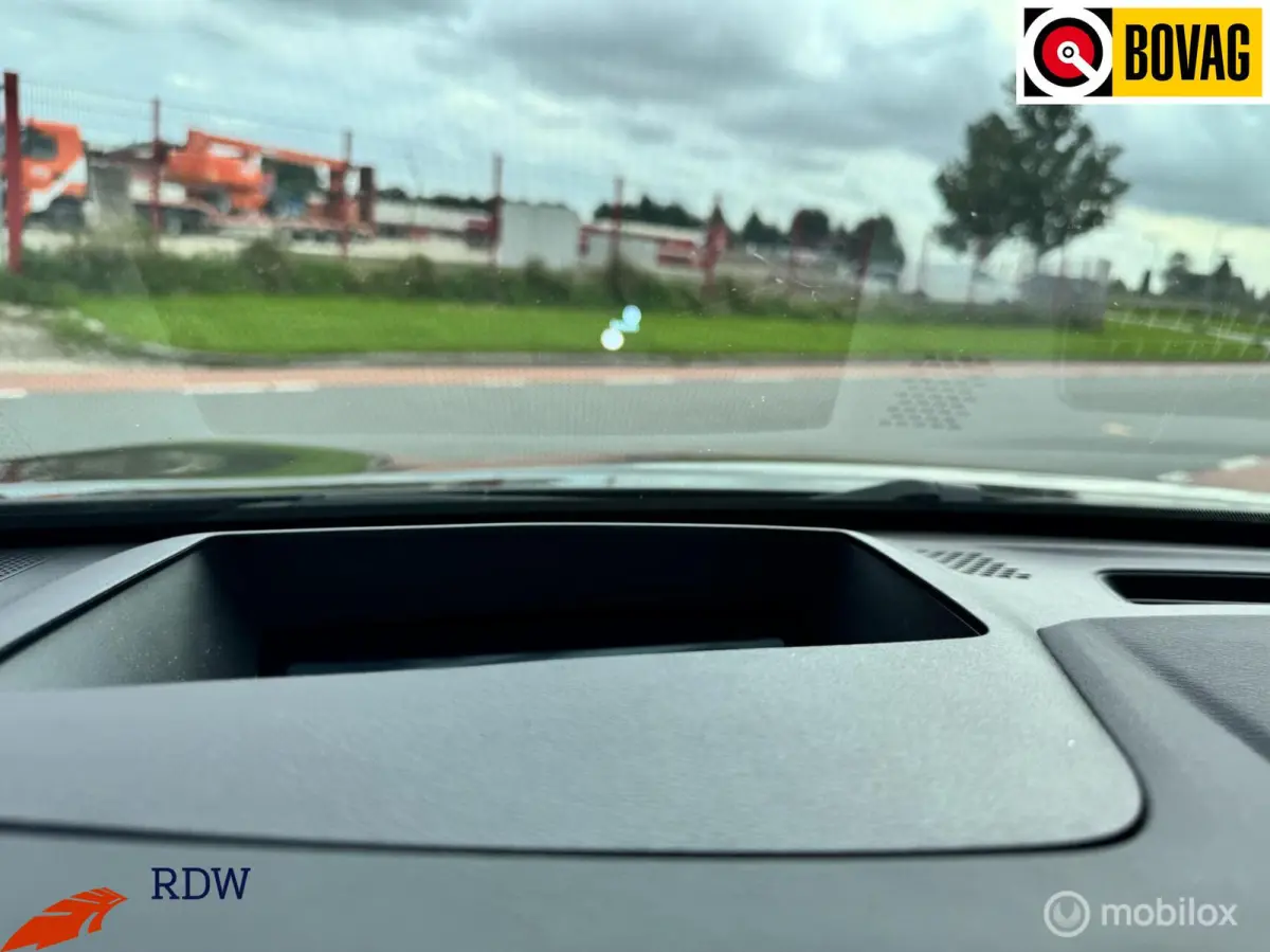 1.3 MHEV Tekna PANO / LEDER / HUD / TREKHAAK