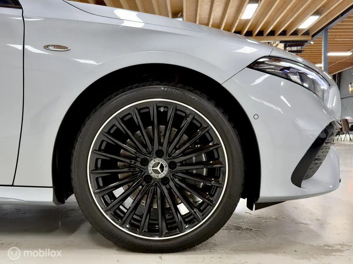 250e AMG | Pano | Burmester | Memory | Beam | 360+ | Vol. Leer | 19" | Stoel- & stuurverwarming | Dodehoek | Fingerprint | 2 jr fabrieksgarantie | ACC | Keyless | Sfeer | 218 PK
