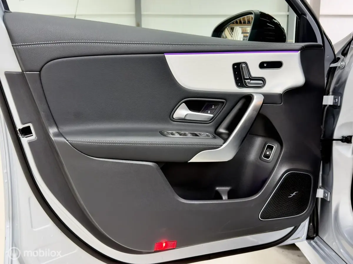 250e AMG | Pano | Burmester | Memory | Beam | 360+ | Vol. Leer | 19" | Stoel- & stuurverwarming | Dodehoek | Fingerprint | 2 jr fabrieksgarantie | ACC | Keyless | Sfeer | 218 PK