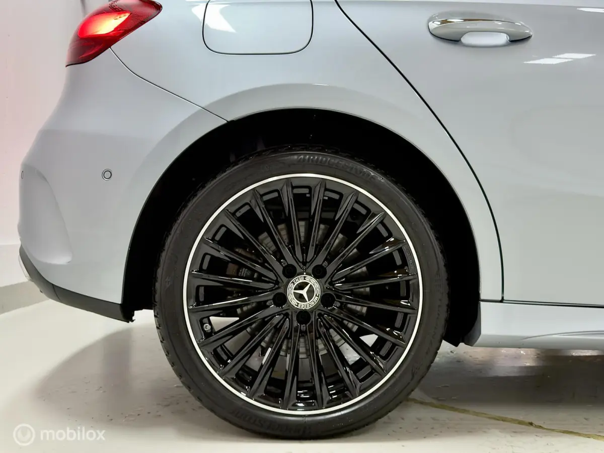 250e AMG | Pano | Burmester | Memory | Beam | 360+ | Vol. Leer | 19" | Stoel- & stuurverwarming | Dodehoek | Fingerprint | 2 jr fabrieksgarantie | ACC | Keyless | Sfeer | 218 PK