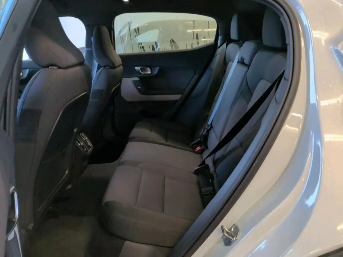 Long Range Single Motor 78 kWh // 96% SoH | Pilot Pack | Plus Pack | Panoramadak | Trekhaak | Harman Kardon | 360 camera | Memory