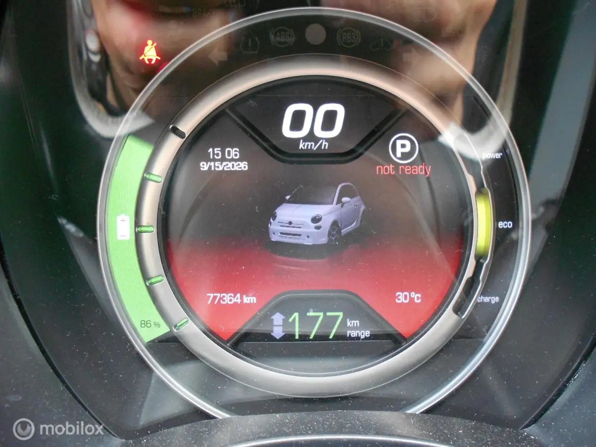 77000 KM E 24kwh
