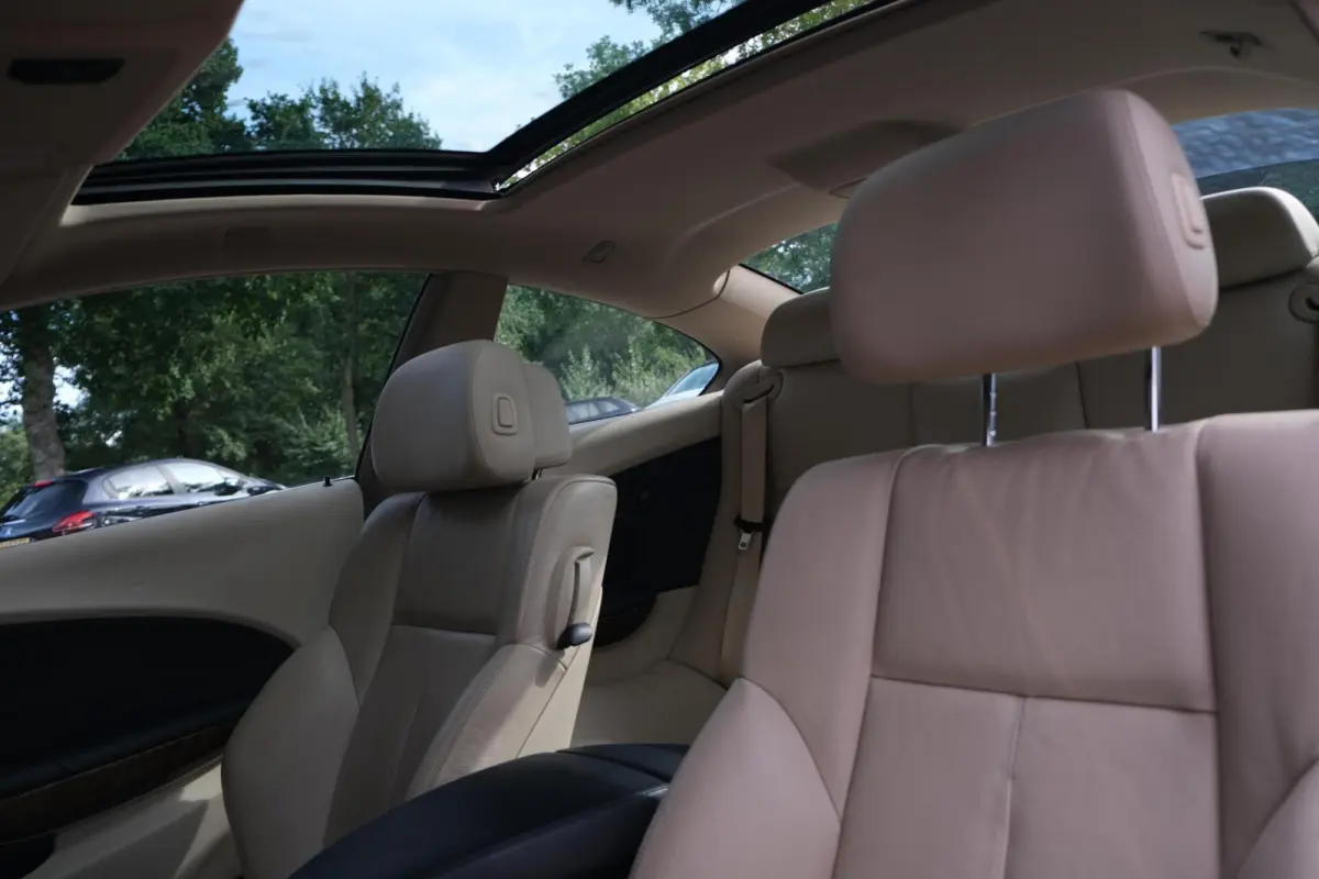 650i High Executive|Rijklaar!|Pano|367pk!|Youngtimer|Stoelverwarming|Xenon|Keyless|Schuif/-kanteldak|8-CIL|