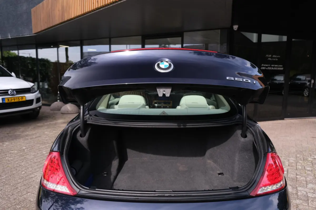 650i High Executive|Rijklaar!|Pano|367pk!|Youngtimer|Stoelverwarming|Xenon|Keyless|Schuif/-kanteldak|8-CIL|