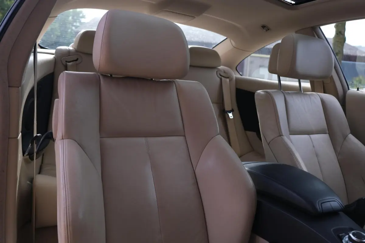650i High Executive|Rijklaar!|Pano|367pk!|Youngtimer|Stoelverwarming|Xenon|Keyless|Schuif/-kanteldak|8-CIL|