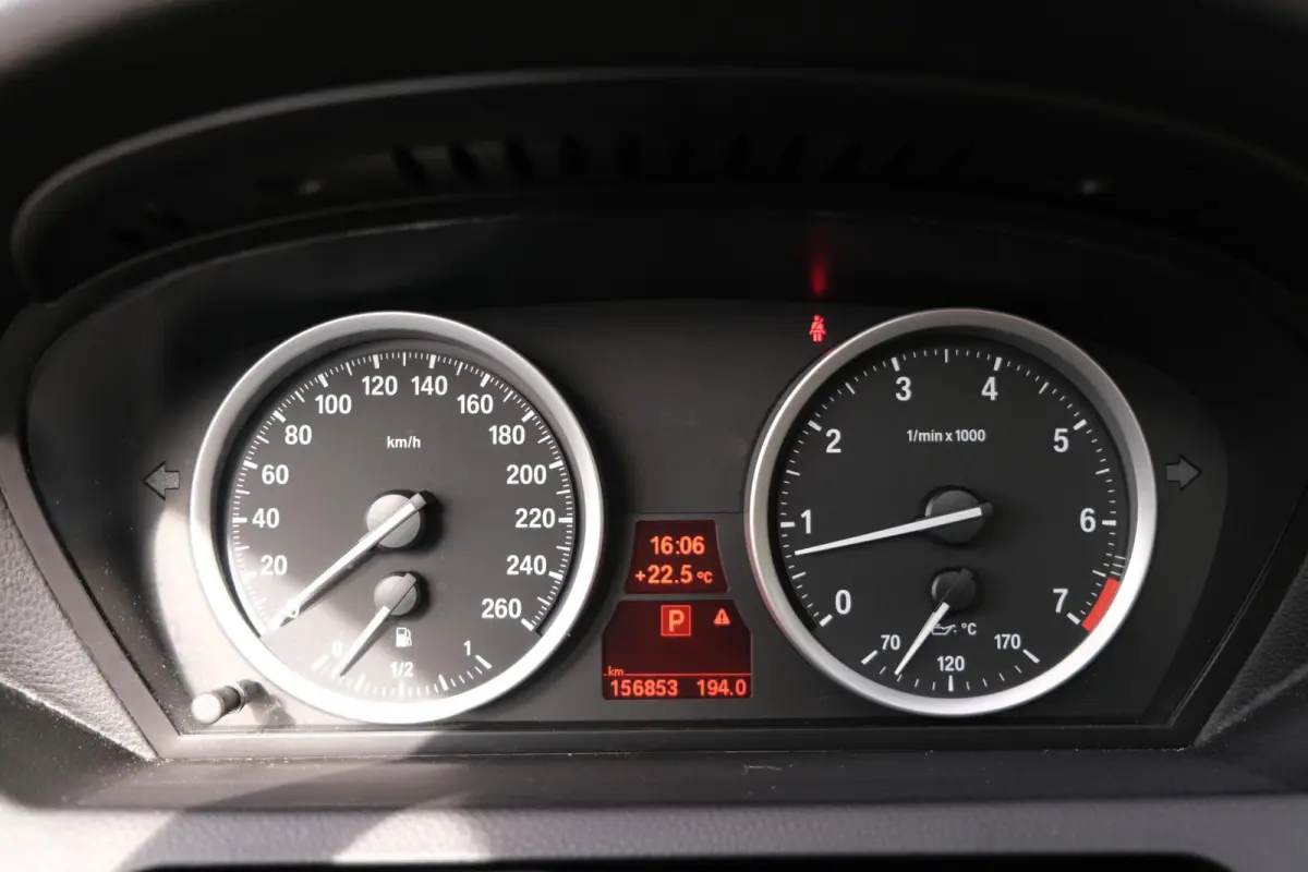 650i High Executive|Rijklaar!|Pano|367pk!|Youngtimer|Stoelverwarming|Xenon|Keyless|Schuif/-kanteldak|8-CIL|