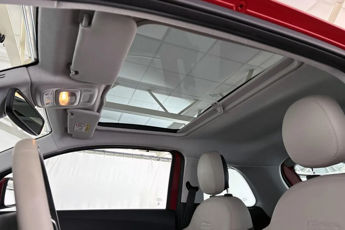 La Prima 42 kWh Pano Leder Stoelverwarming JBL Camera Apple CarPlay