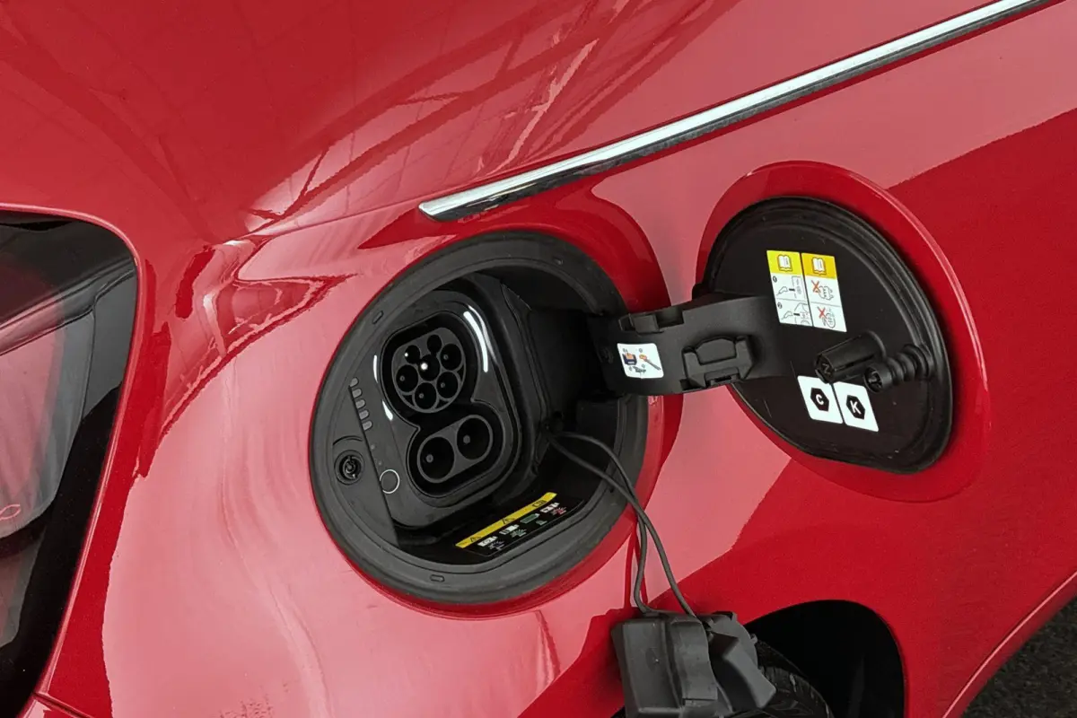 La Prima 42 kWh Pano Leder Stoelverwarming JBL Camera Apple CarPlay