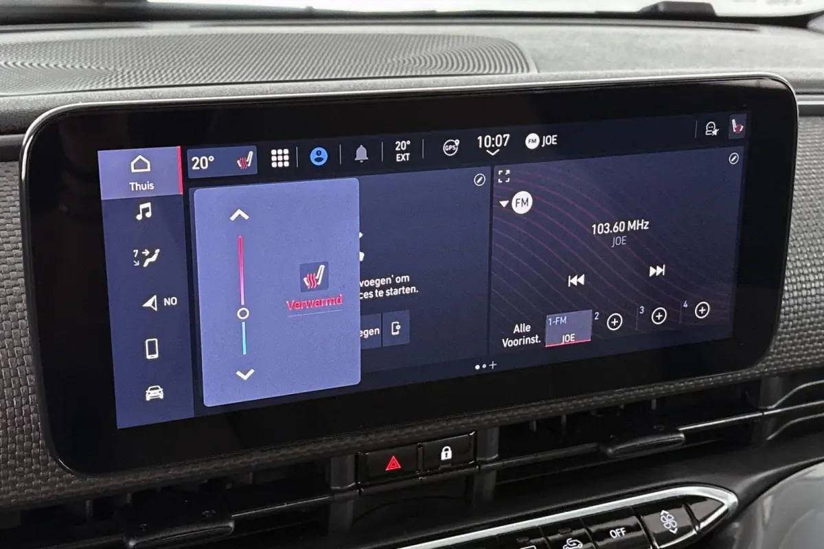 La Prima 42 kWh Pano Leder Stoelverwarming JBL Camera Apple CarPlay