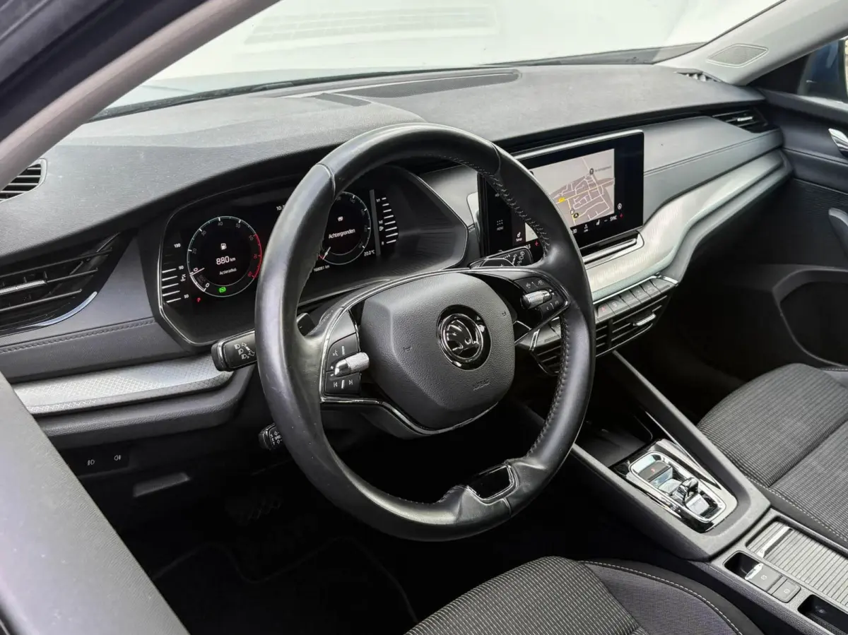1.0 e-TSI DSG 110pk Business Edition | Adaptive cruise | Stoelverwarming | Trekhaak