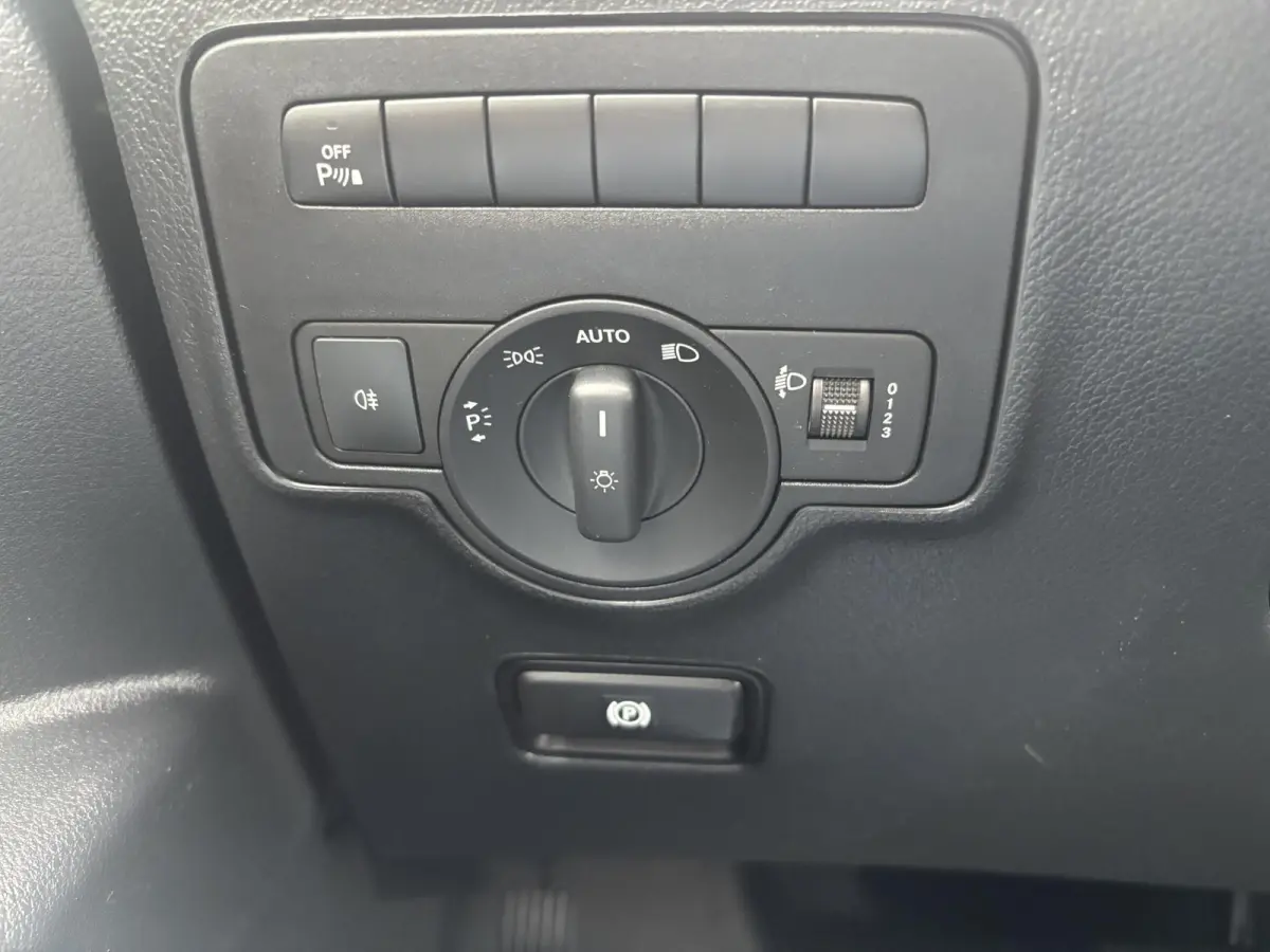 114 CDI Lang*HAAK*CAM*ECC*CRUISE*NAVI*PDC*LMV*2-P*