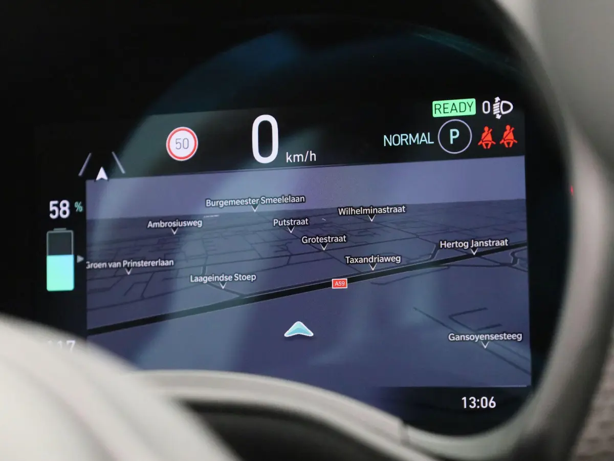 42 kWh La Prima | ACHTERUITRIJCAMERA | STOELVERWARMING | APPLE CARPLAY - ANDROID AUTO | LEDEREN BEKLEDING | CLIMATE CONTROL |