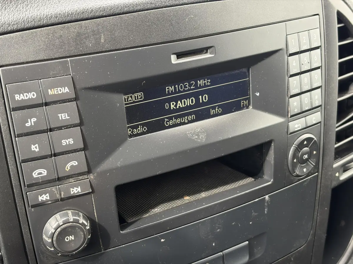 109 CDI Functional Lang*A/C*TEL*PDC*LMV*3-PERS*