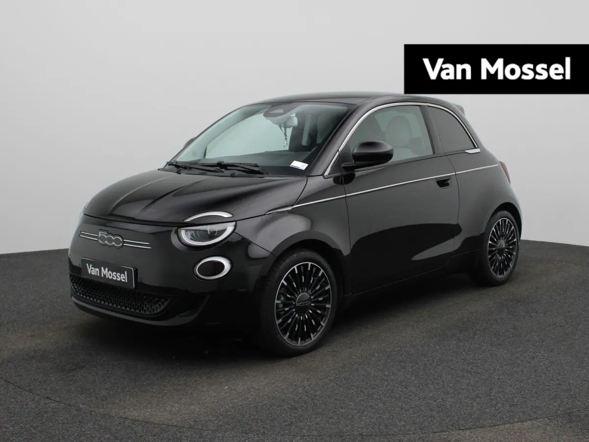 42 kWh La Prima by Bocelli | SOH 96,5% | ACHTERUITRIJCAMERA | STOELVERWARMING | APPLE CARPLAY - ANDROID AUTO | LEDEREN BEKLEDING |