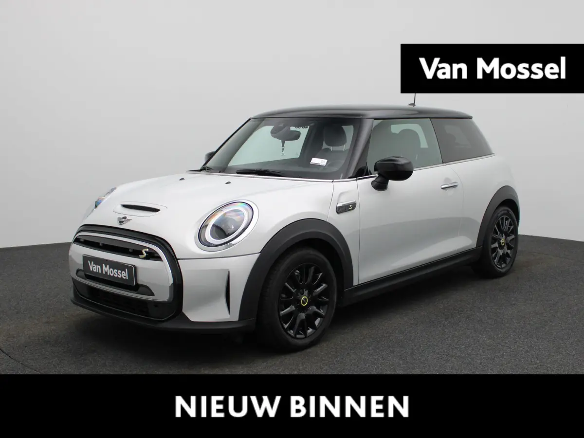 Cooper E | NAVIGATIE | STOELVERWARMING | CLIMATE CONTROL | CRUISE CONTROL | PARKEERSENSOREN ACHTER |