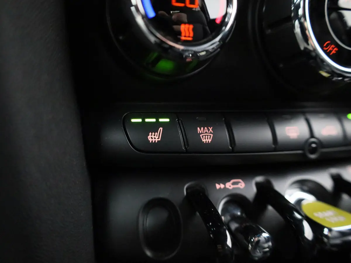 Cooper E | NAVIGATIE | STOELVERWARMING | CLIMATE CONTROL | CRUISE CONTROL | PARKEERSENSOREN ACHTER |