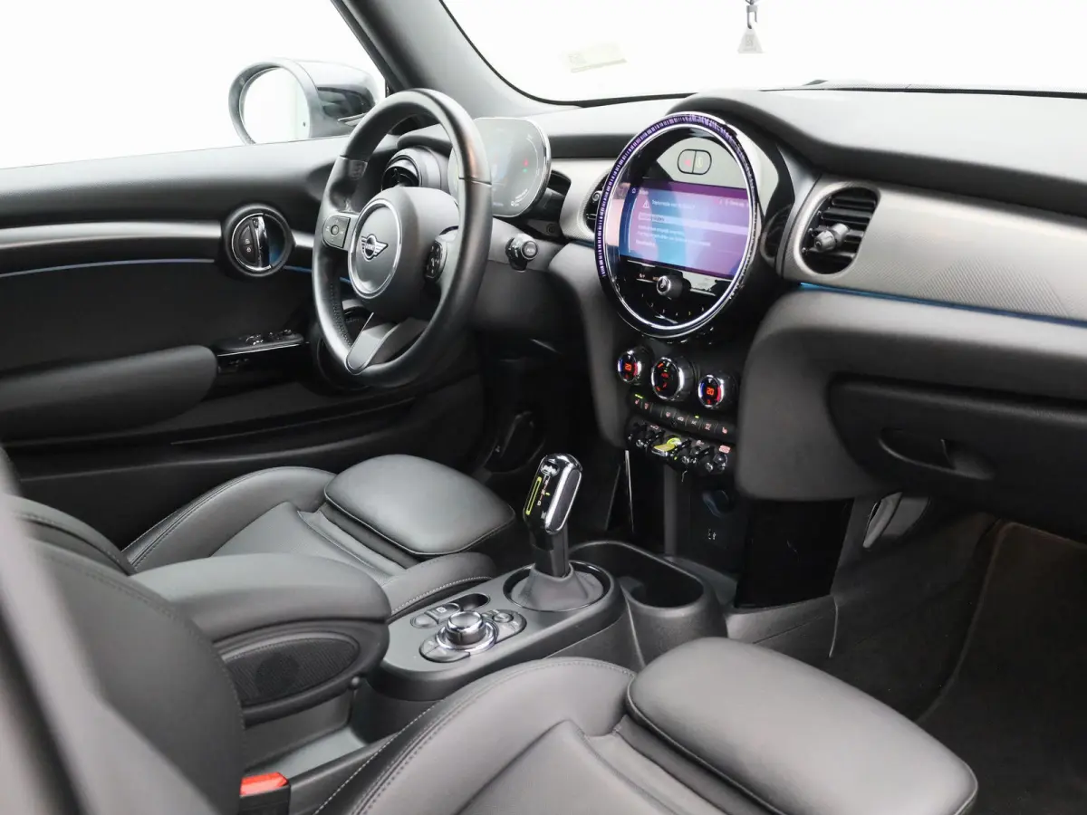 Cooper E | NAVIGATIE | STOELVERWARMING | CLIMATE CONTROL | CRUISE CONTROL | PARKEERSENSOREN ACHTER |