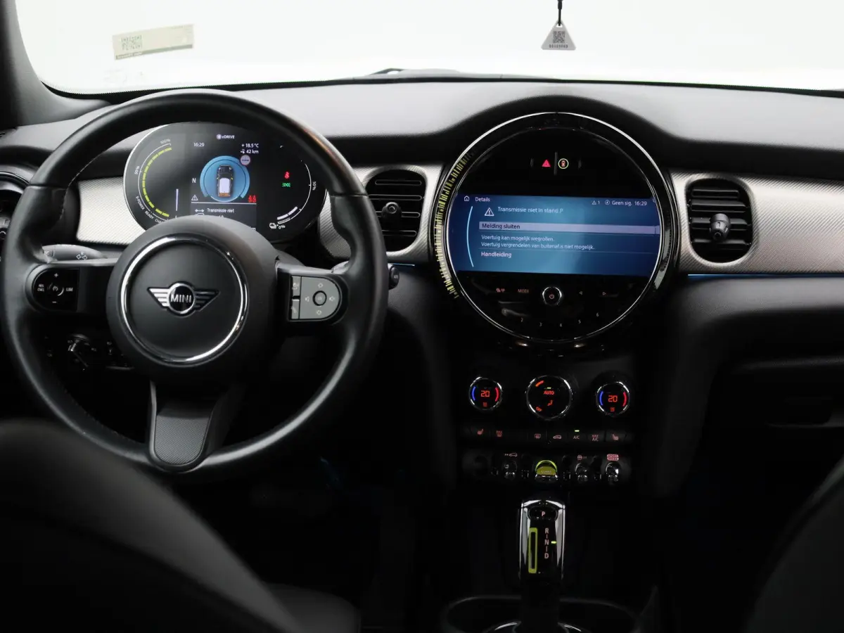 Cooper E | NAVIGATIE | STOELVERWARMING | CLIMATE CONTROL | CRUISE CONTROL | PARKEERSENSOREN ACHTER |