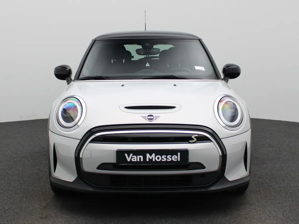 Cooper E | NAVIGATIE | STOELVERWARMING | CLIMATE CONTROL | CRUISE CONTROL | PARKEERSENSOREN ACHTER |