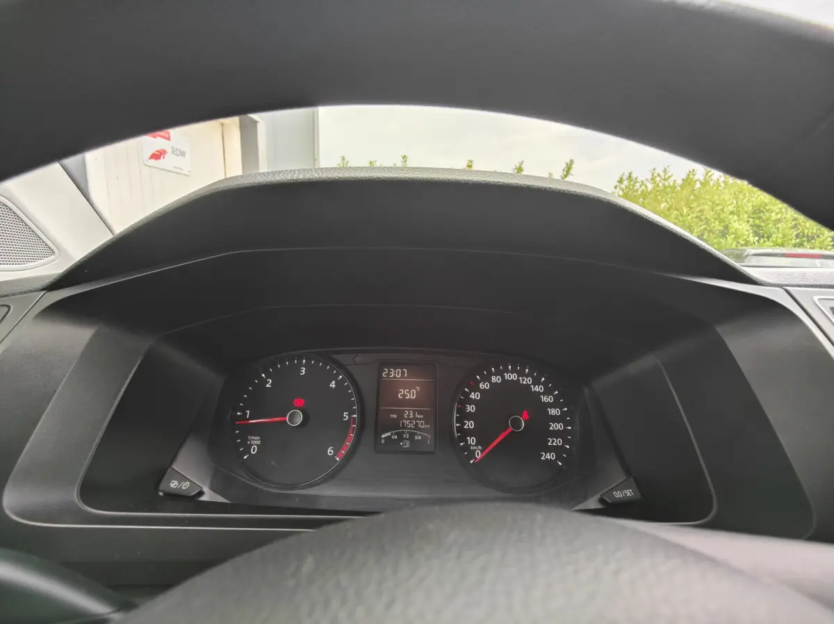 2.0 TDI L2H1 Economy