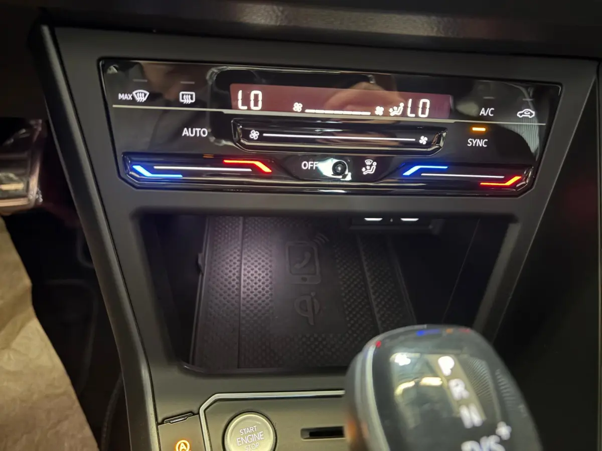 1.0 TSI R-Line Beats CAM Pano Keyles