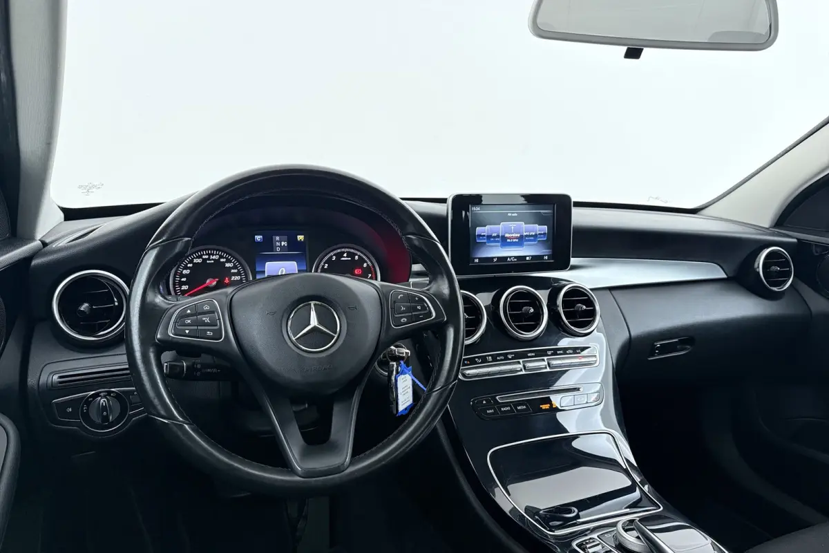 200 Ambition | Org NL | Navigatie | Cruise Control | Climate Control | Stoelverwarming |